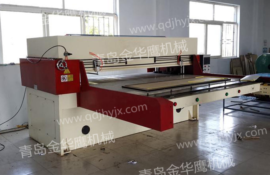 Unilateral feeding cutting machine